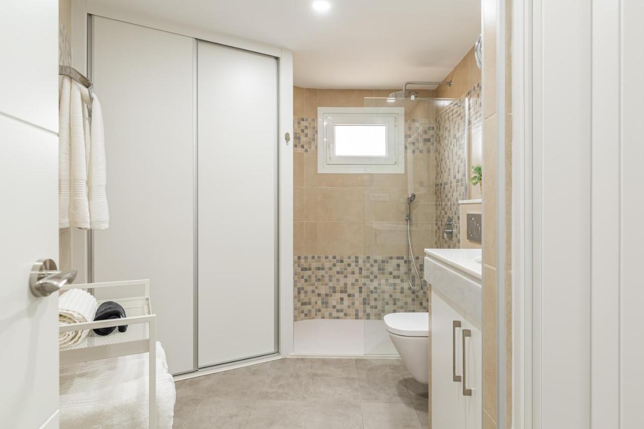 Modern Apartment Steps From The Beach Torrox Exterior photo